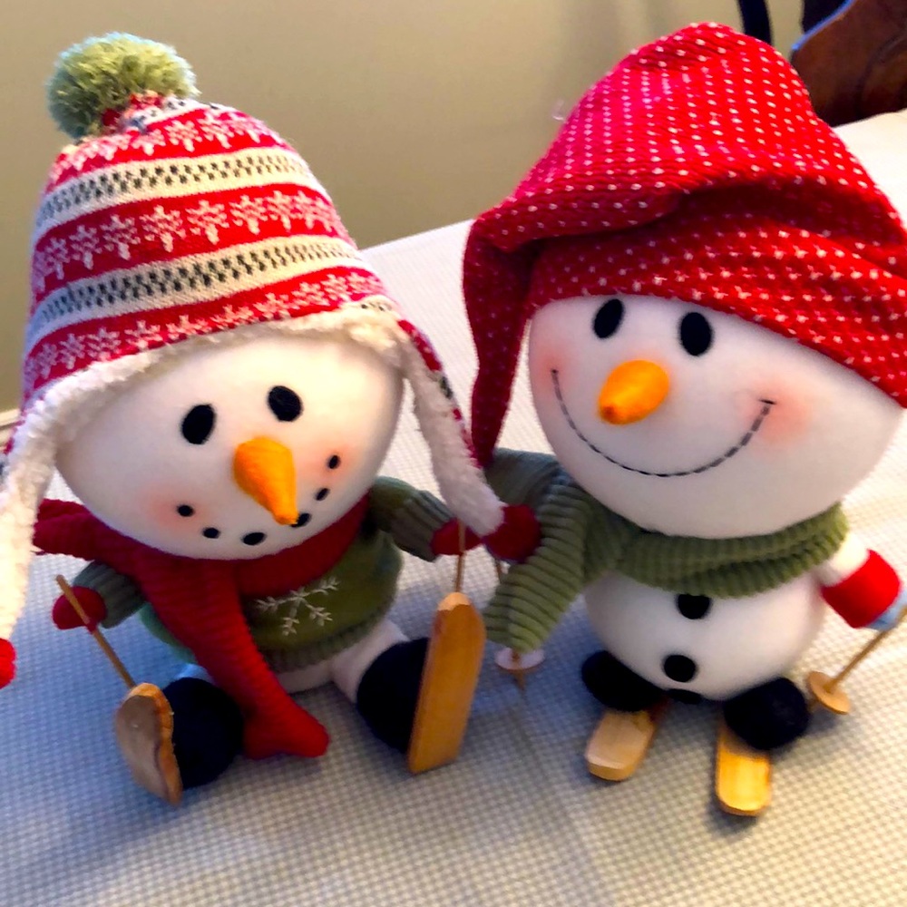 Vintage Set of 2 Skiing Snowmen Colourful Knit Toques & Scarves 12” Tall #OS